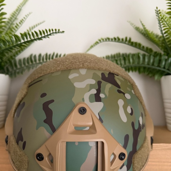 Camouflage Helmet Multicam Green (BRAND NEW) - Picture 4 of 7